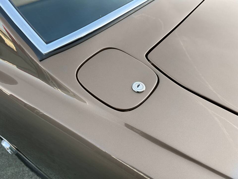 Image 33/101 of Maserati Mexico 4200 (1971)