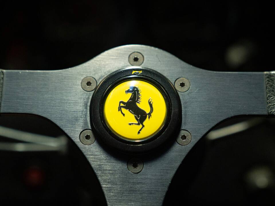 Image 37/50 de Ferrari F40 (1991)