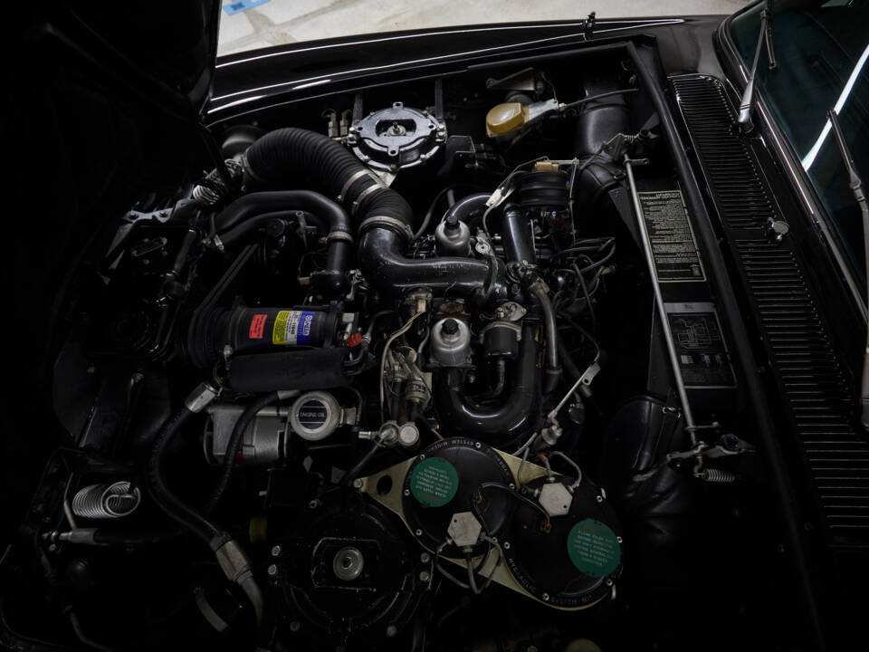 Image 72/99 of Rolls-Royce Corniche I (1979)