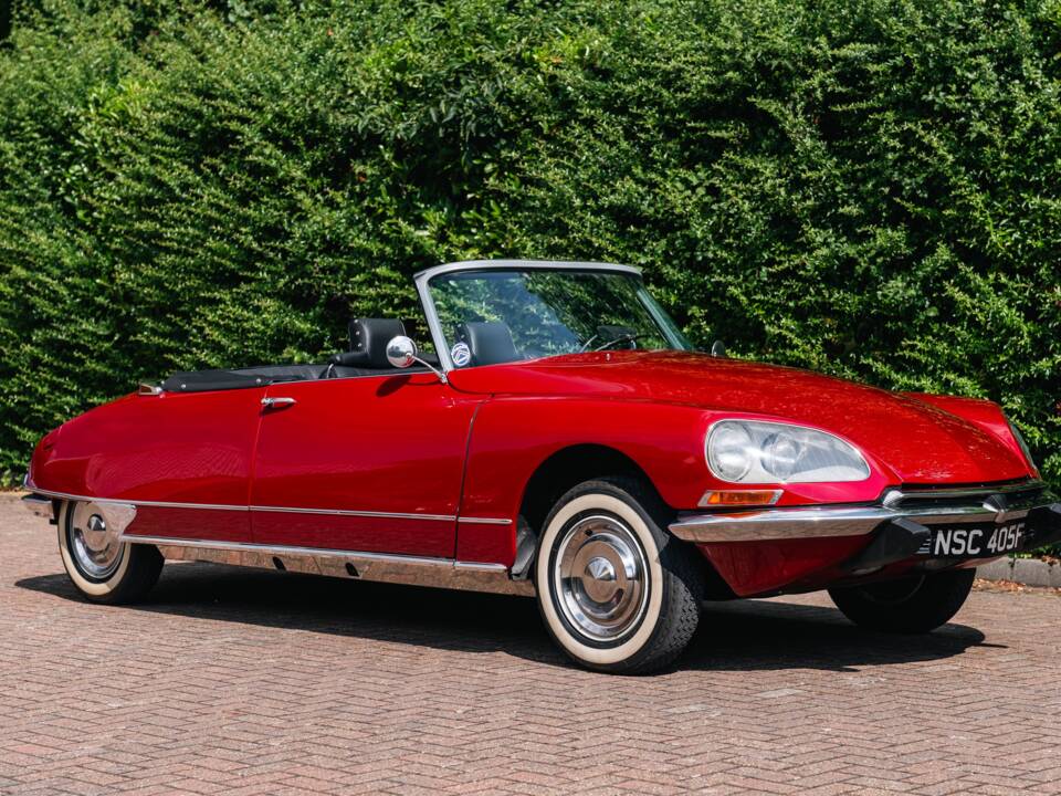 Image 1/50 de Citroën DS 21 (1969)