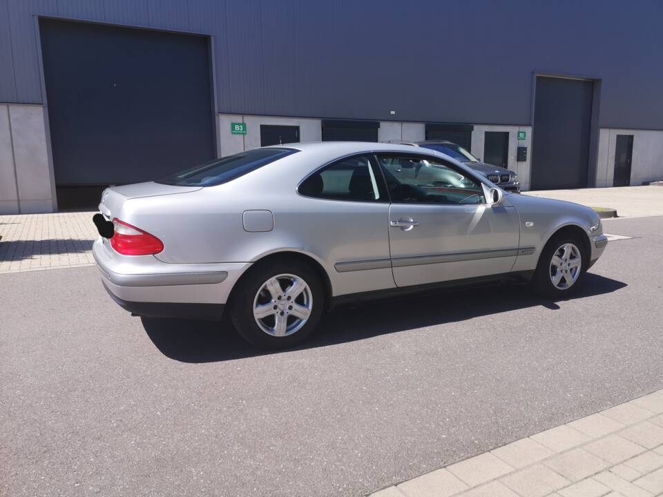 Image 5/15 of Mercedes-Benz CLK 230 Kompressor (1998)