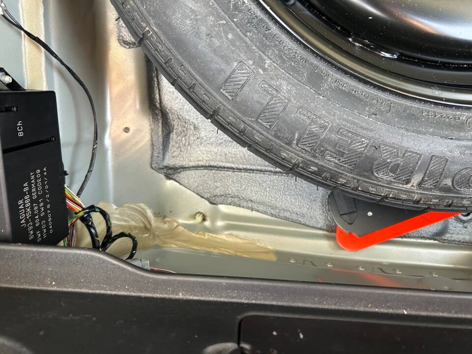 Bild 20/24 von Jaguar XJ 2.7 D (2007)