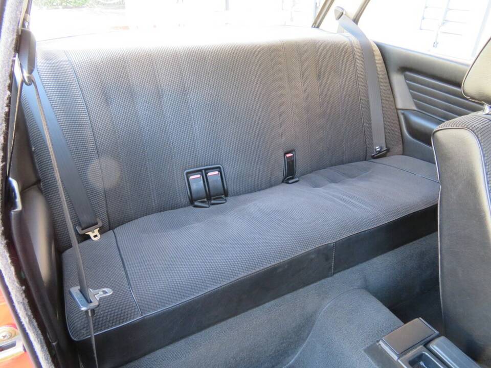 Bild 9/22 von BMW 318i (1984)