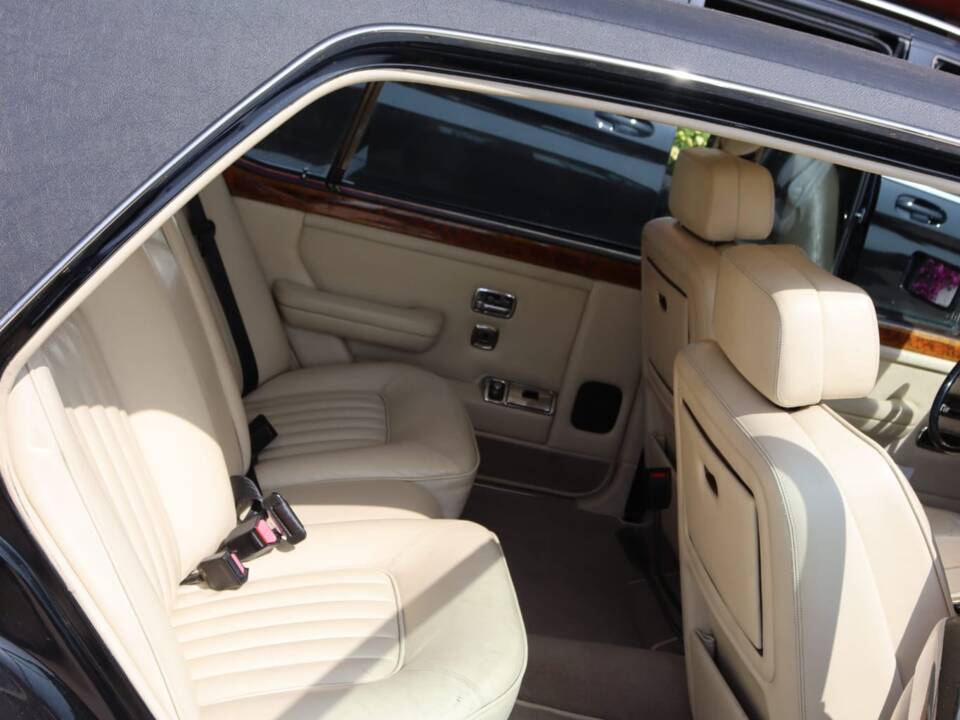 Image 10/12 of Rolls-Royce Silver Spur (1989)