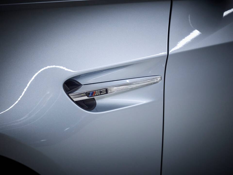 Image 33/100 of BMW M3 (2006)