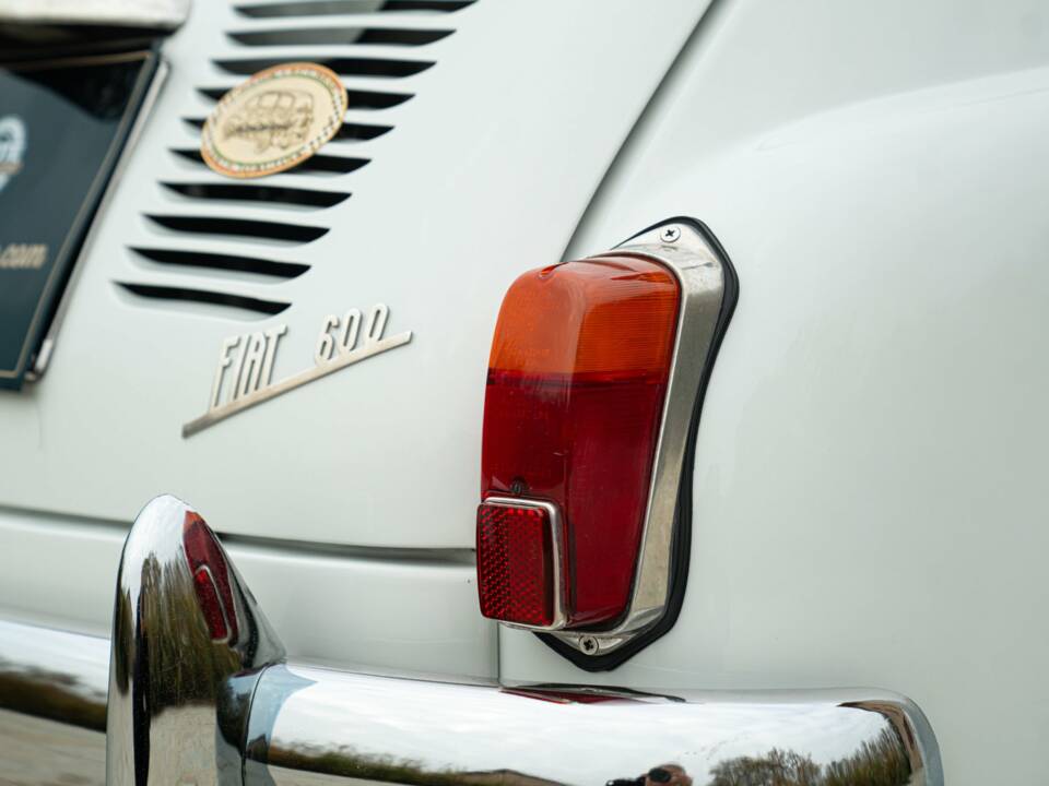 Image 35/50 of FIAT 600 D Multipla (1963)