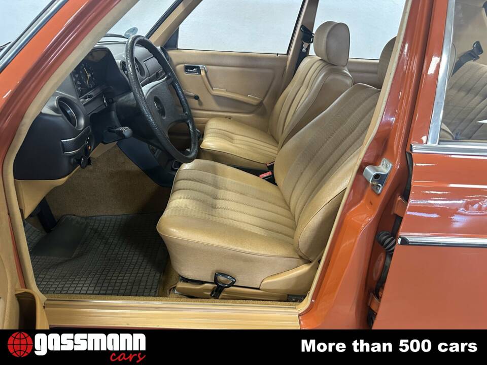 Image 9/15 of Mercedes-Benz 230 E (1980)