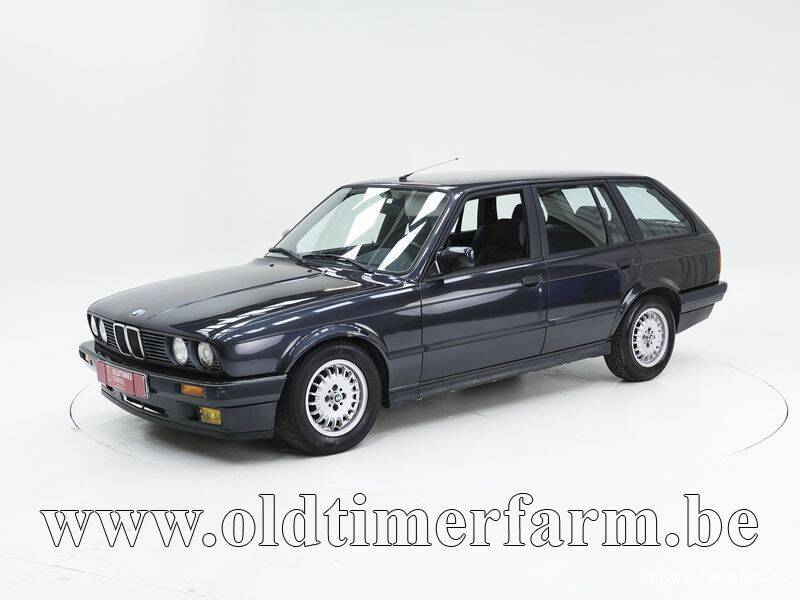 Image 1/15 de BMW 325i Touring (1988)