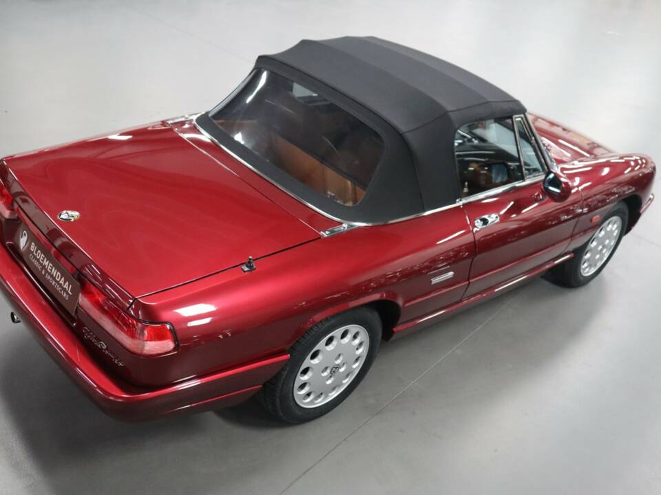 Image 10/58 de Alfa Romeo 2.0 Spider (1992)