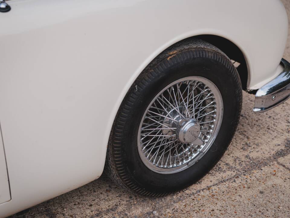 Immagine 29/50 di Jaguar Mk II 3.8 (1960)