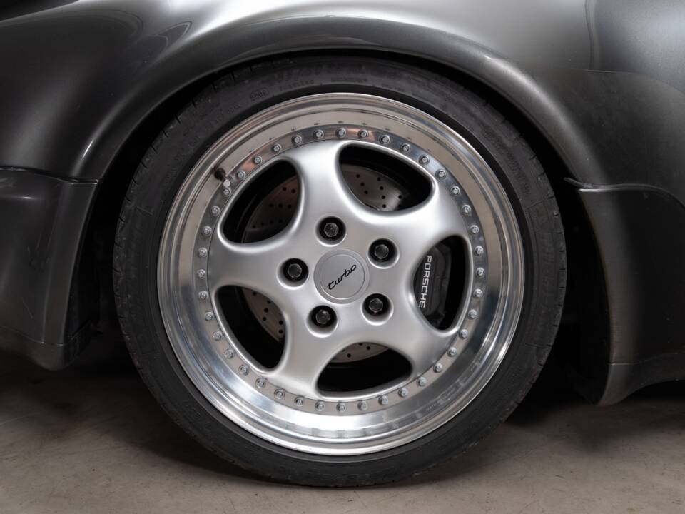 Image 9/33 de Porsche 911 Turbo 3.3 (1991)