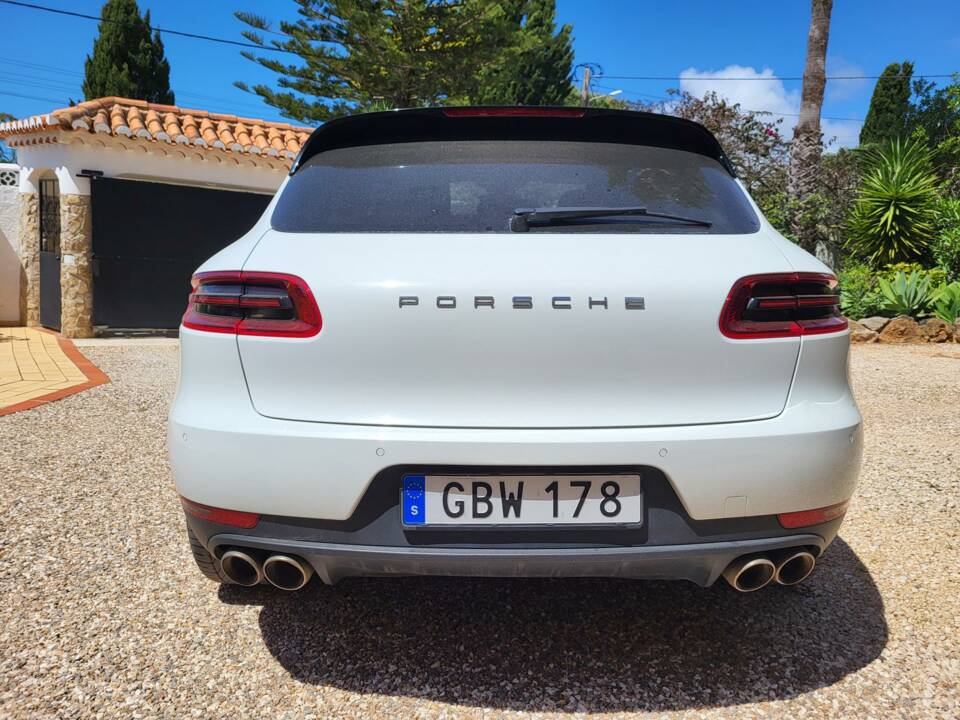 Immagine 3/5 di Porsche Macan (2017)
