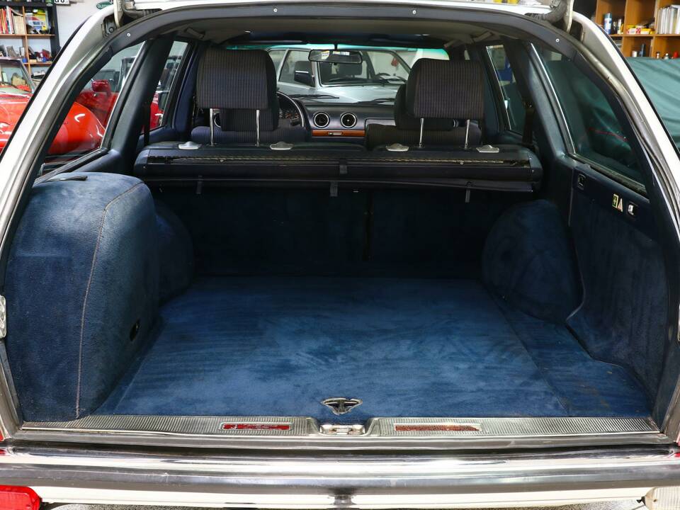 Bild 22/25 von Mercedes-Benz 280 TE (1985)
