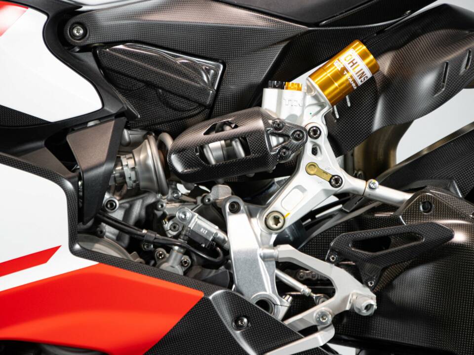 Bild 23/50 von Ducati DUMMY (2018)