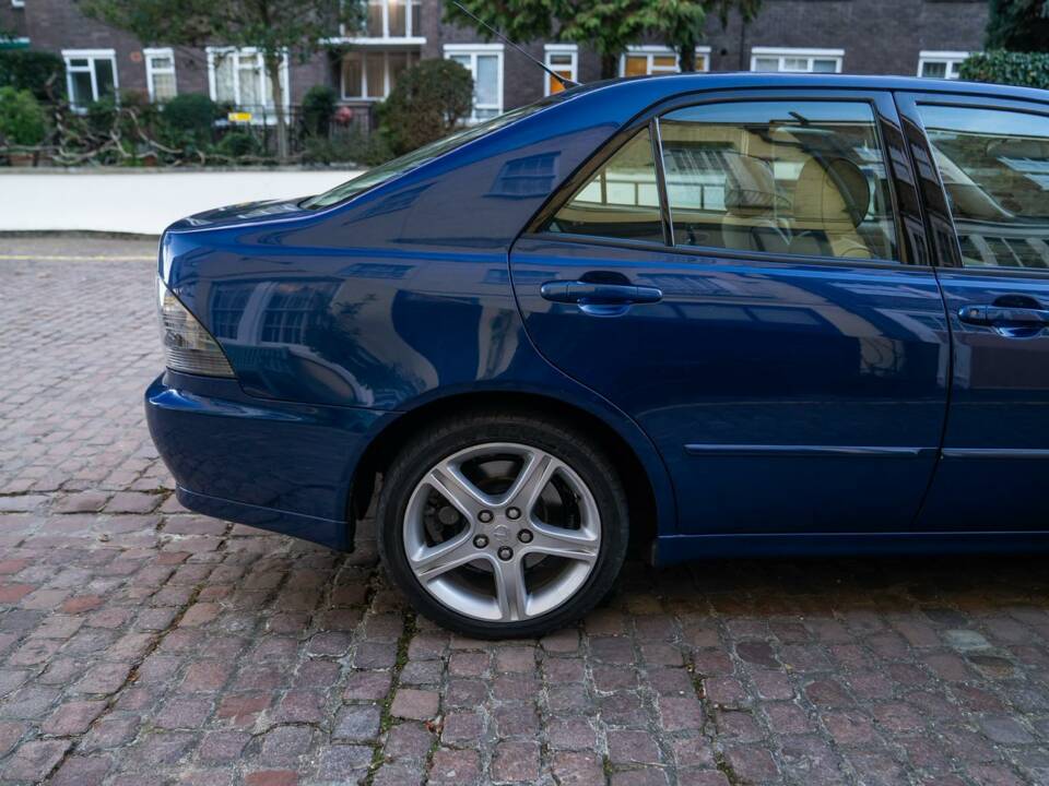 Bild 26/50 von Lexus IS 200 (2002)