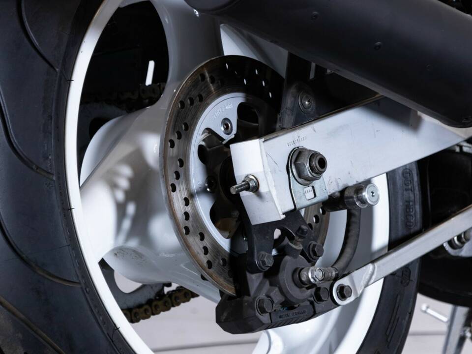 Bild 41/50 von Suzuki DUMMY (1988)