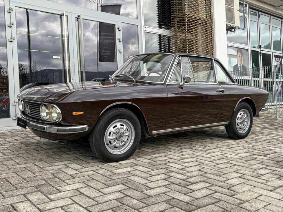 Image 2/30 of Lancia Fulvia 1.3 S (1973)