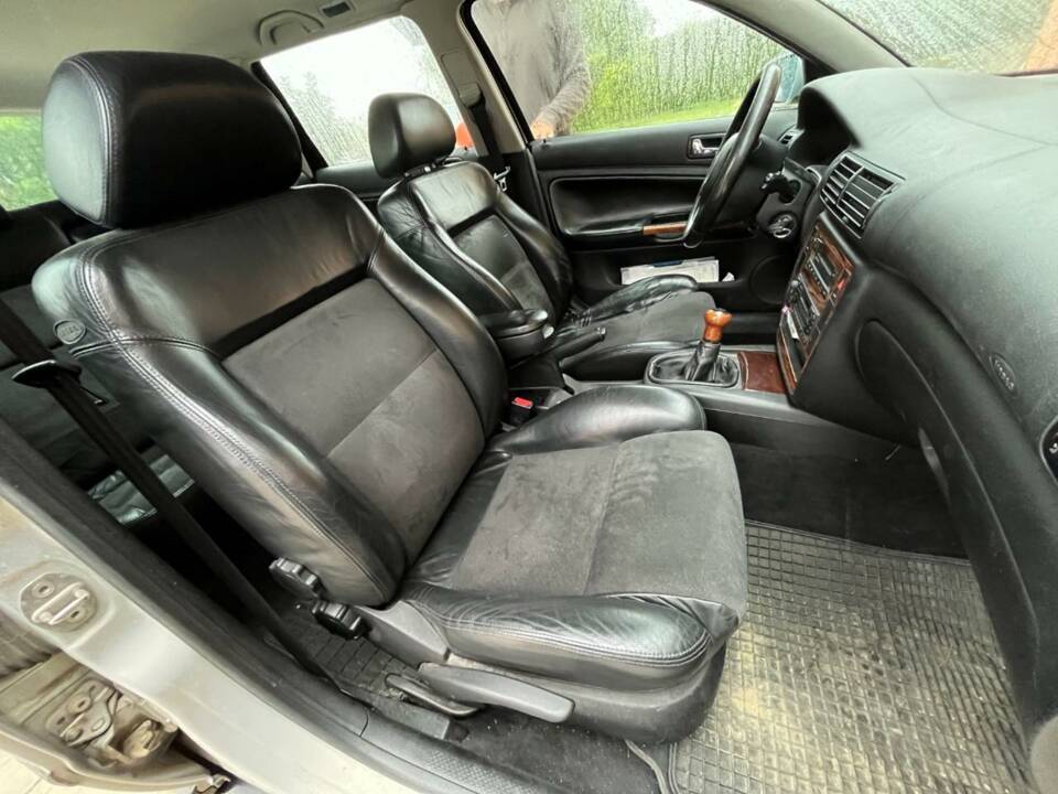 Image 11/20 of Volkswagen Passat Variant 1.9 TDI (1999)