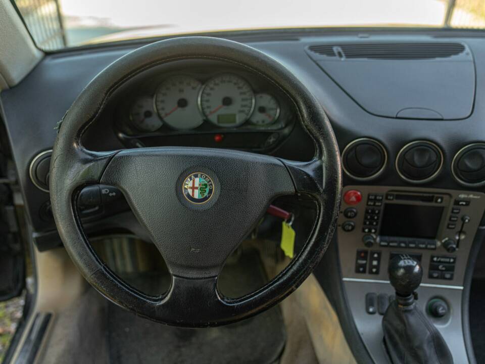 Image 37/47 of Alfa Romeo 166 2.5i V6 24V (2000)