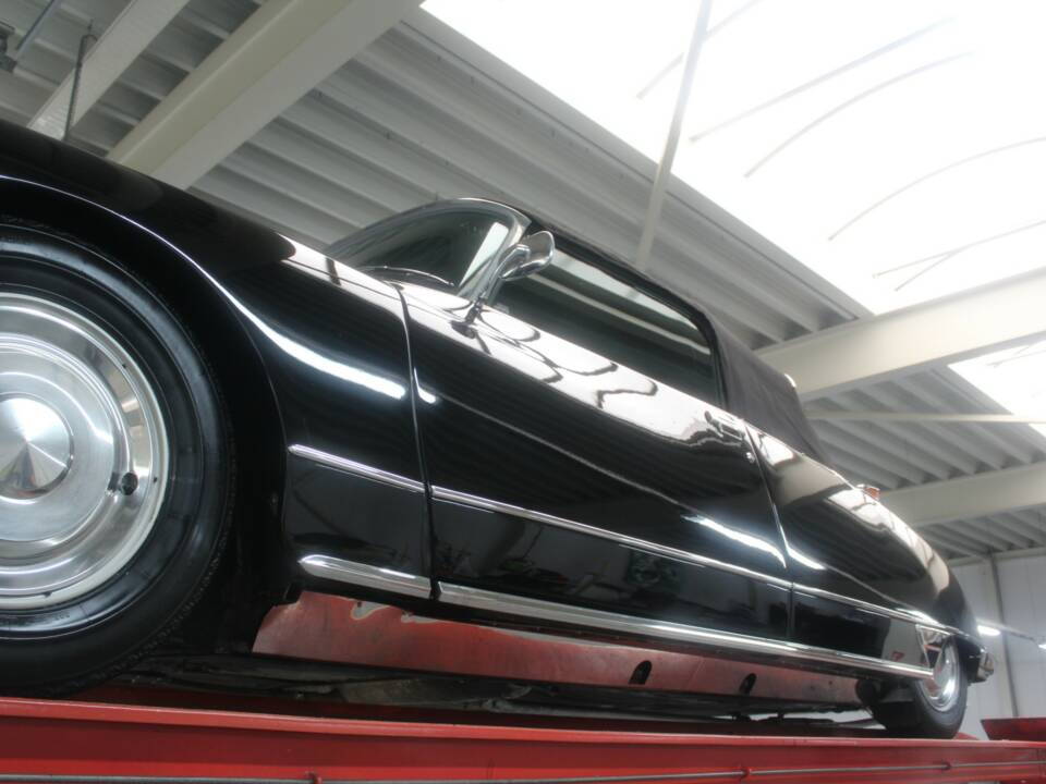 Image 7/50 of Citroën DS 23 Injection (1973)