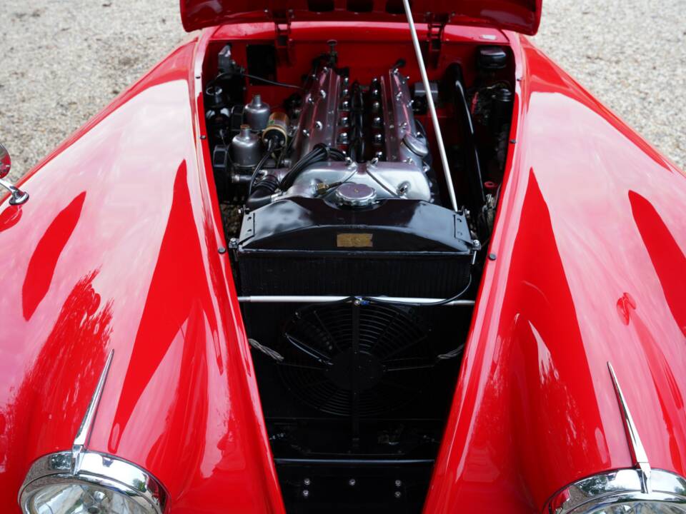 Bild 43/50 von Jaguar XK 120 OTS (1954)