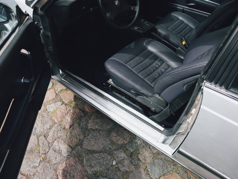 Bild 42/106 von BMW 633 CSi (1976)