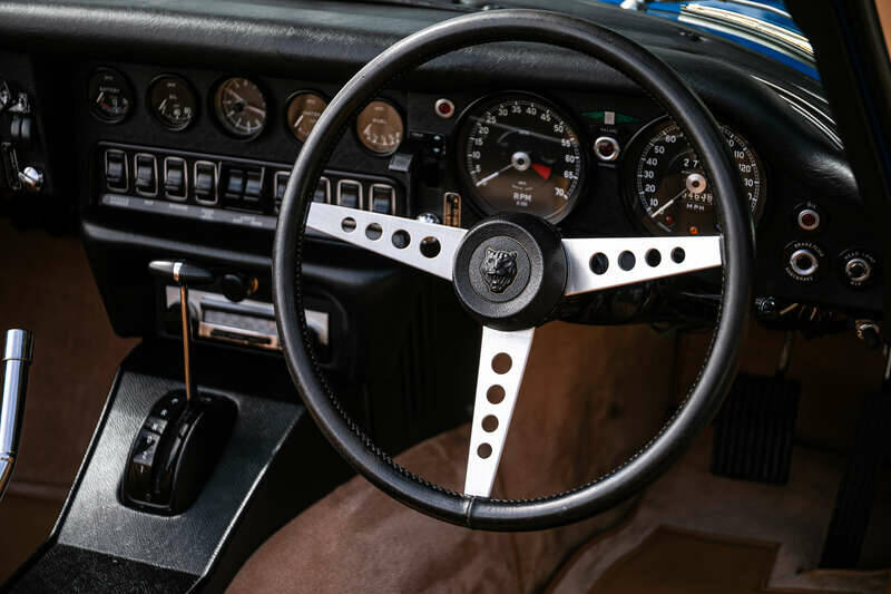 Bild 21/32 von Jaguar E-Type V12 (1973)