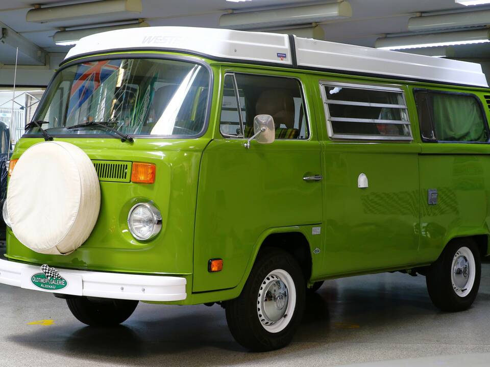 Afbeelding 1/25 van Volkswagen T2b Camper (1979)