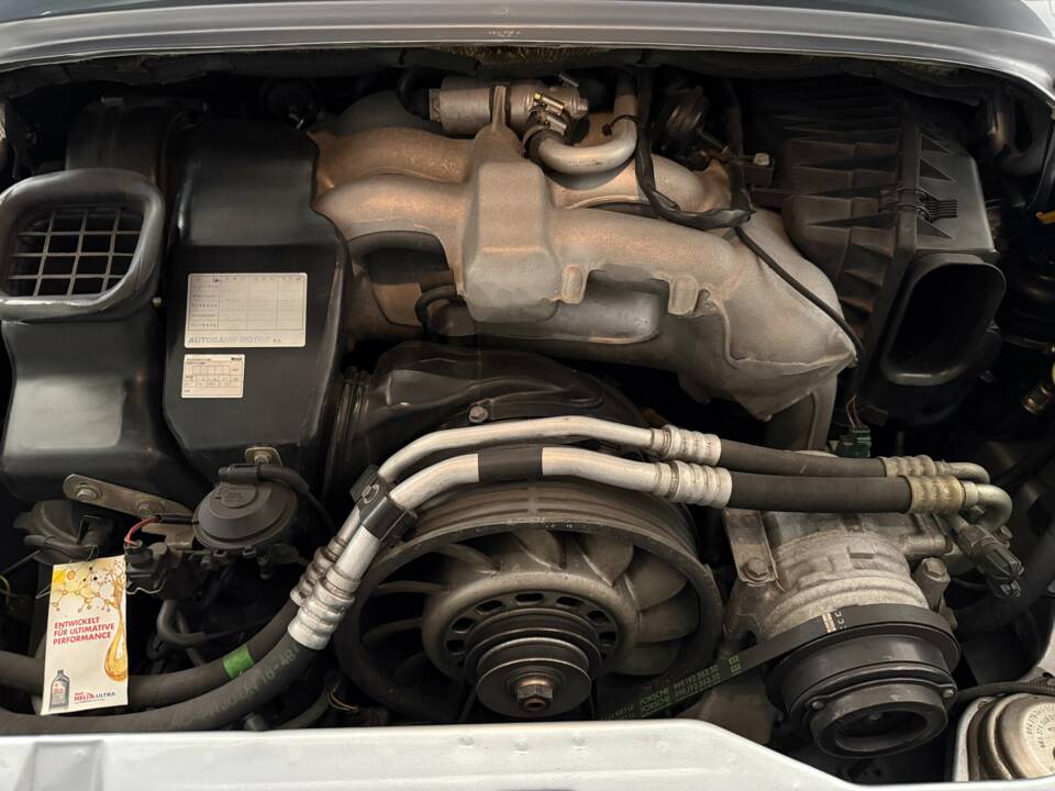 Afbeelding 13/18 van Porsche 911 Carrera 4 (1996)