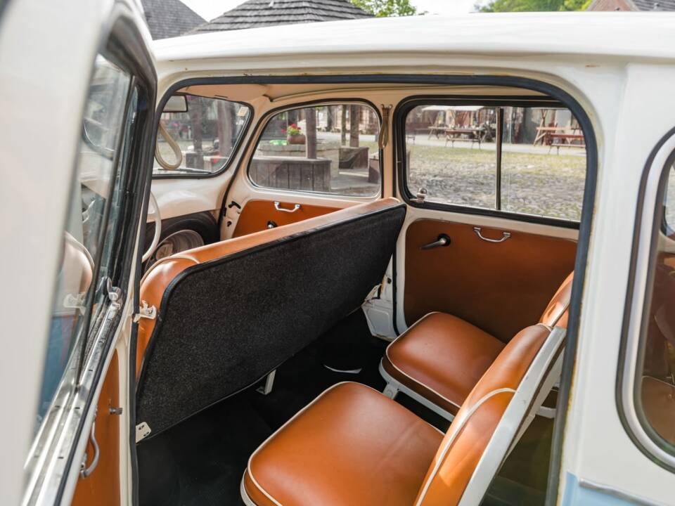 Afbeelding 14/88 van FIAT 600 D Multipla (1963)