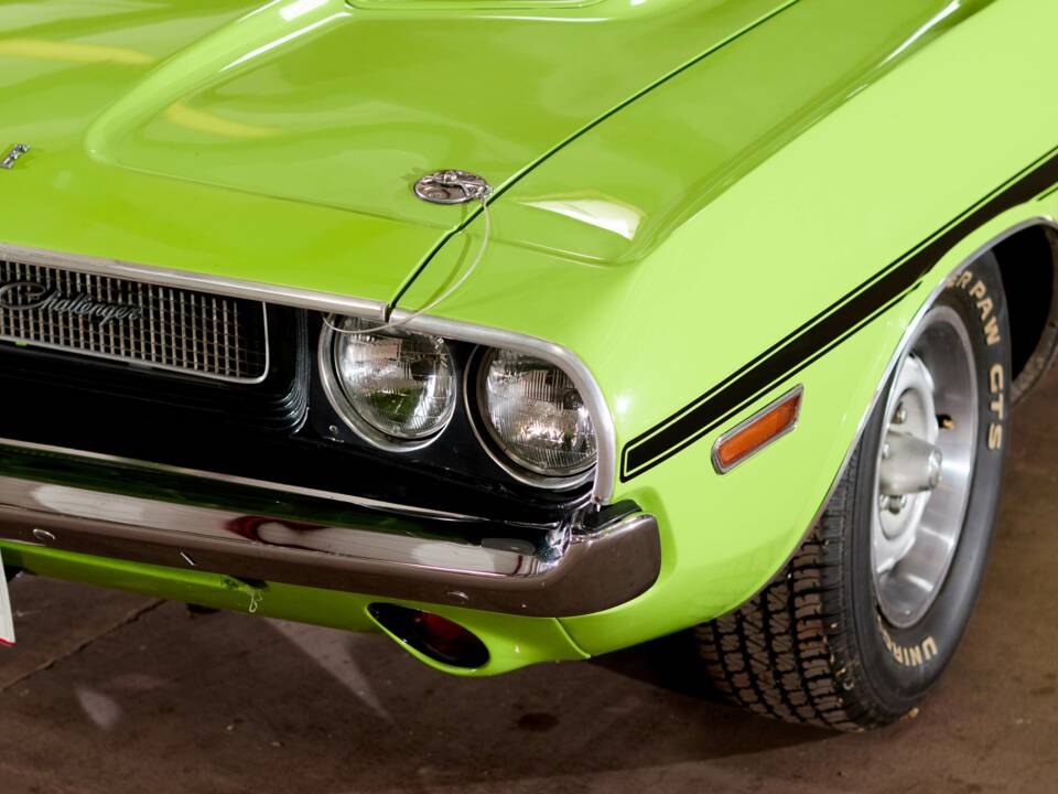 Immagine 57/71 di Dodge Challenger R/T (1970)
