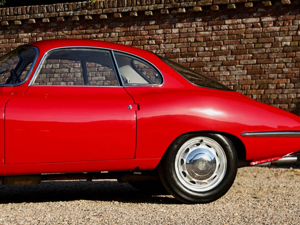 Image 42/50 of Alfa Romeo Giulietta Sprint Speciale (1961)
