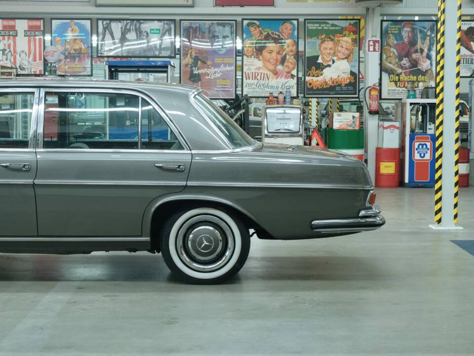 Bild 6/50 von Mercedes-Benz 300 SEL (1967)