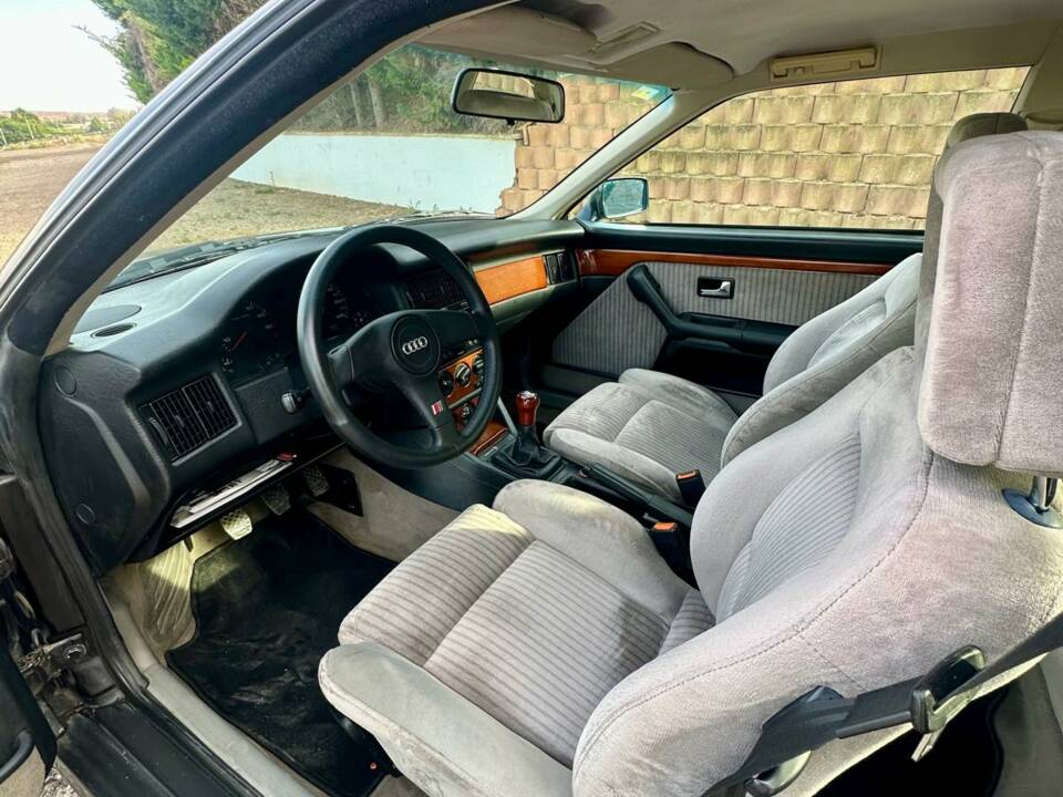 Bild 17/21 von Audi Coupé S2 (1990)
