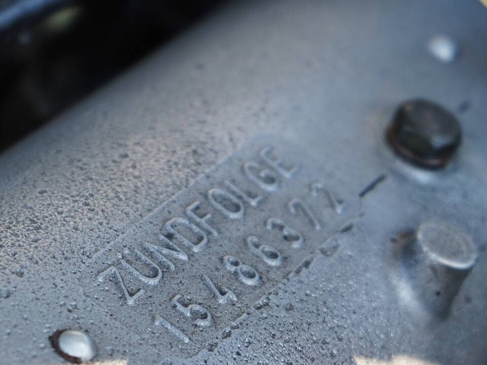 Bild 33/50 von Mercedes-Benz 300 SEL 6.3 (1972)