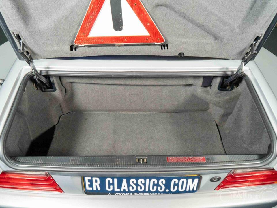 Image 6/19 de Mercedes-Benz 300 SL (1990)