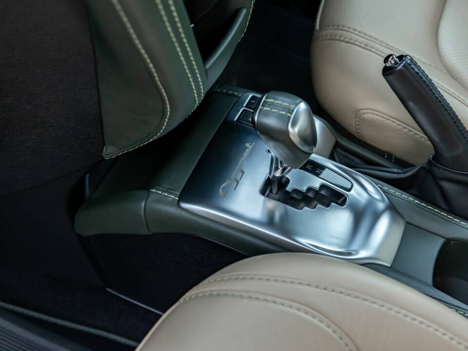 Image 41/50 of Aston Martin Cygnet (2013)