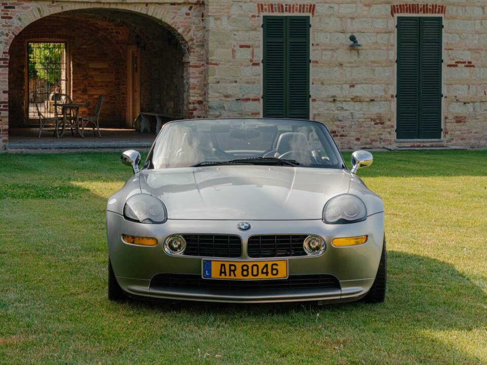 Image 84/185 of BMW Z8 (2001)