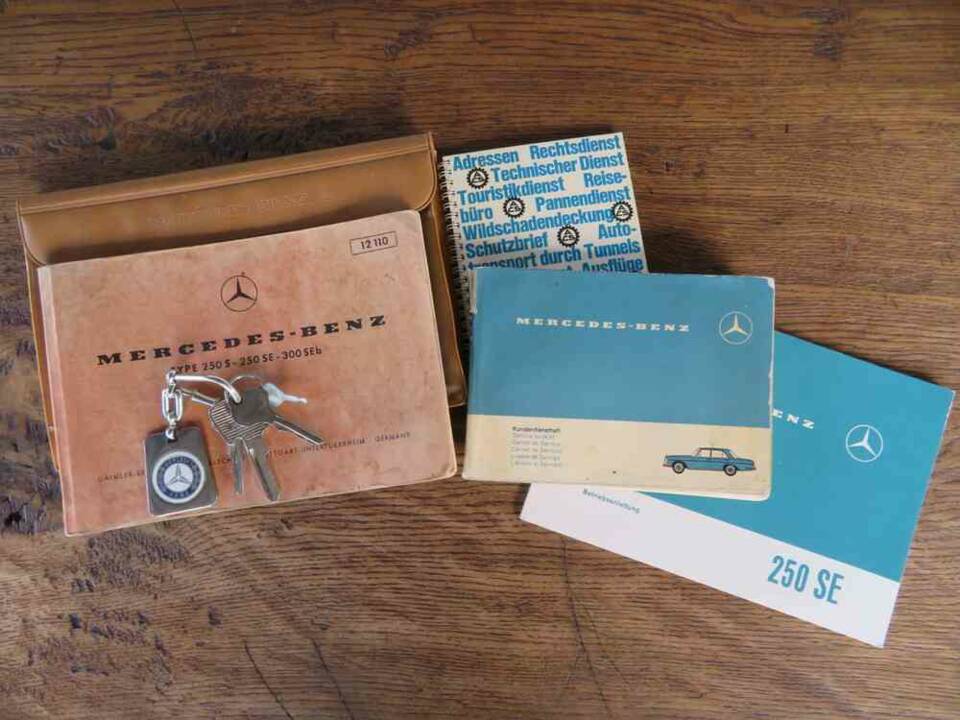 Afbeelding 17/17 van Mercedes-Benz 250 SE (1966)