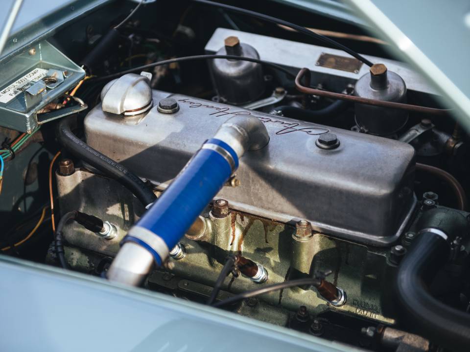 Image 33/37 of Austin-Healey 100&#x2F;4M (BN2) (1956)