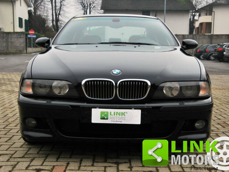 Imagen 2/10 de BMW M5 (2000)