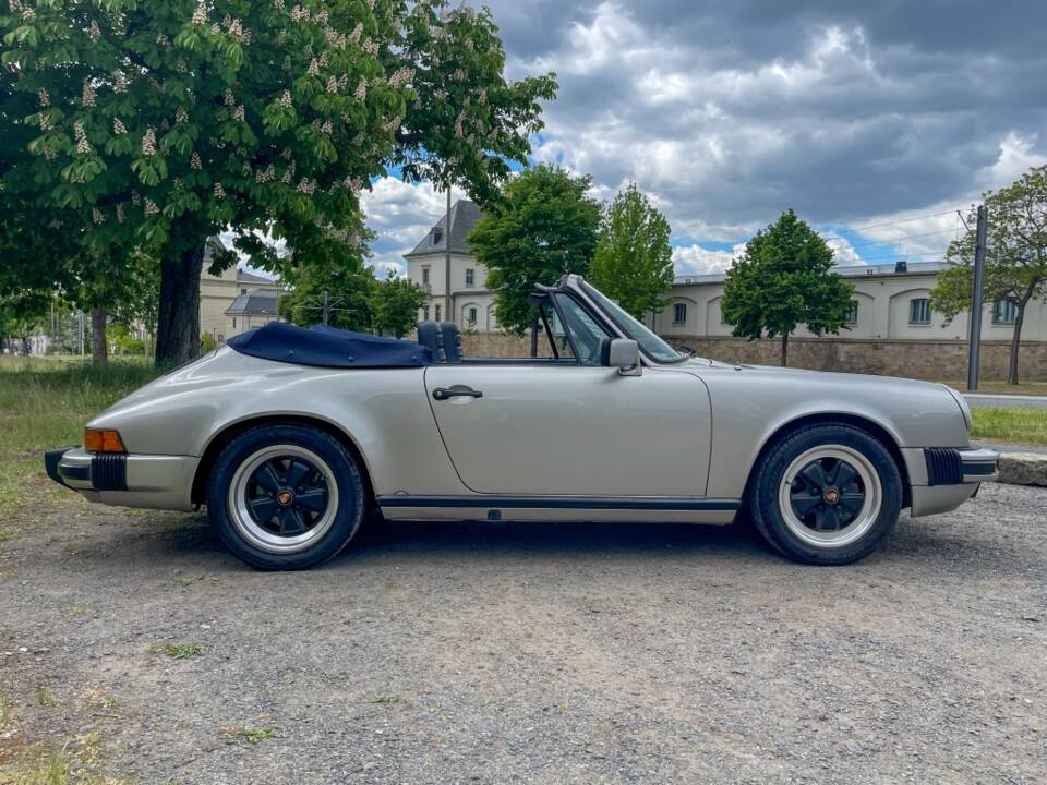 Imagen 9/31 de Porsche 911 Carrera 3.2 (1984)