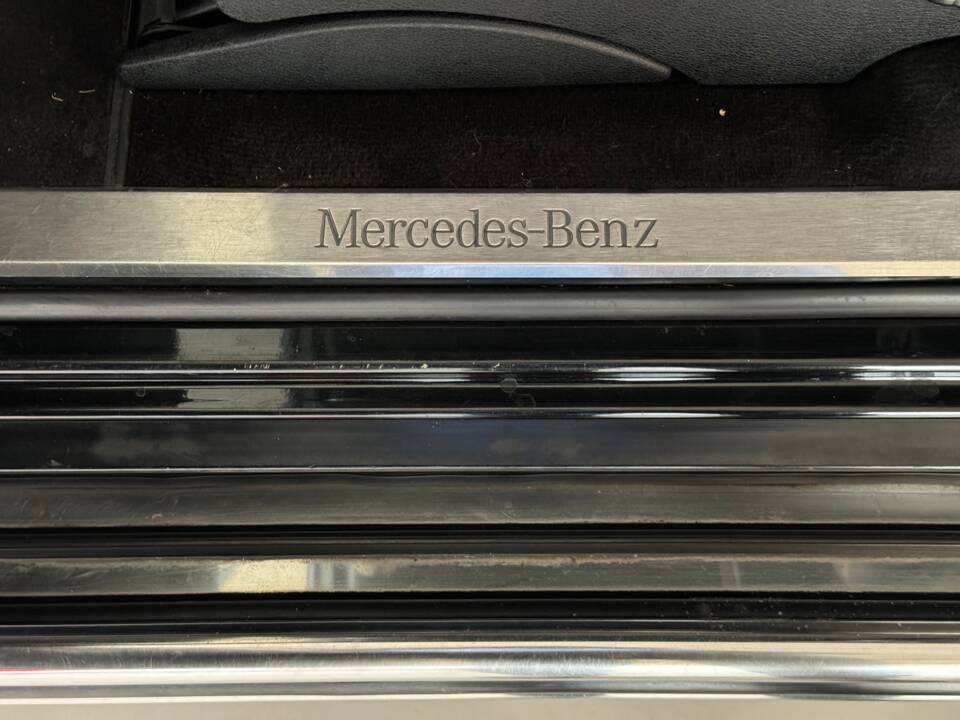 Image 24/25 of Mercedes-Benz G 320 CDI (2007)