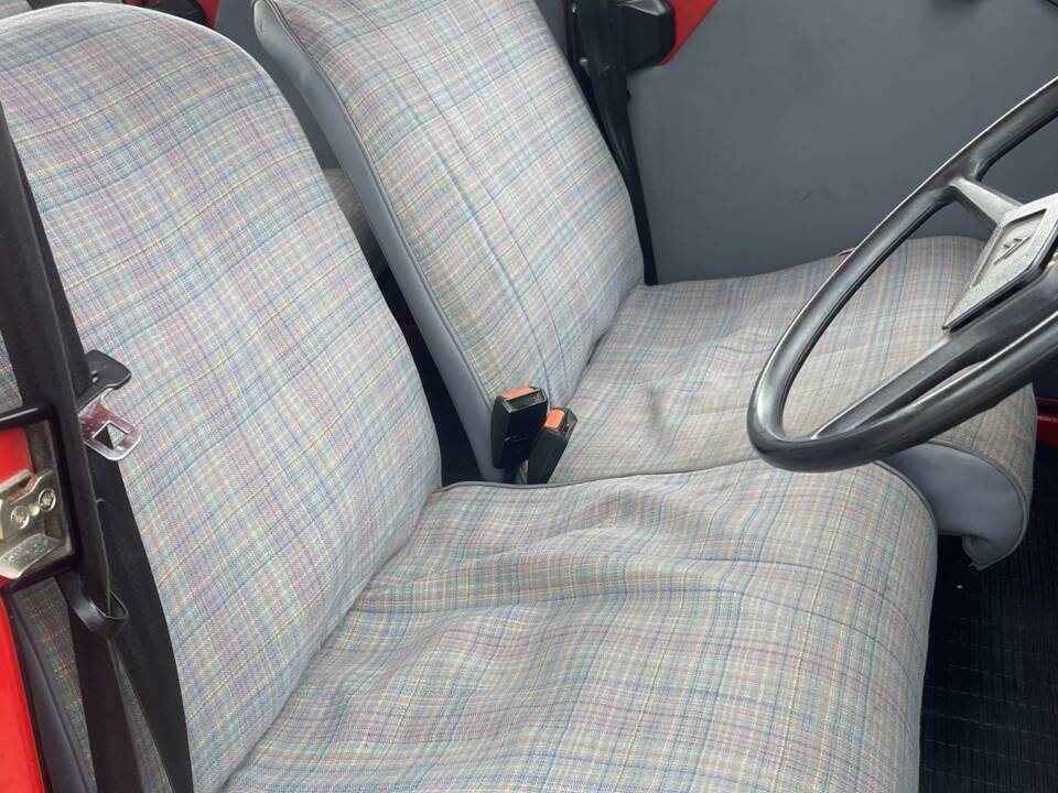 Bild 9/12 von Citroën 2 CV 6 (1990)