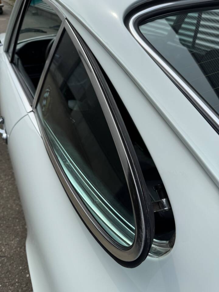 Image 28/60 de Porsche 911 2.4 T (1971)