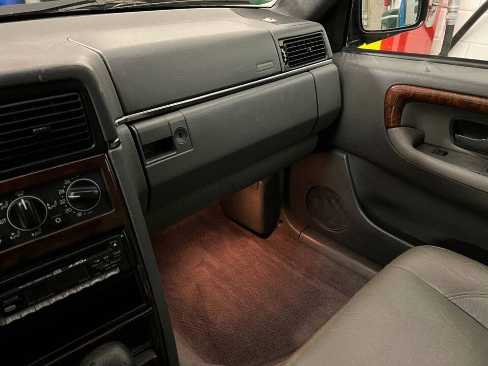 Immagine 11/20 di Volvo 960 3.0i (1996)