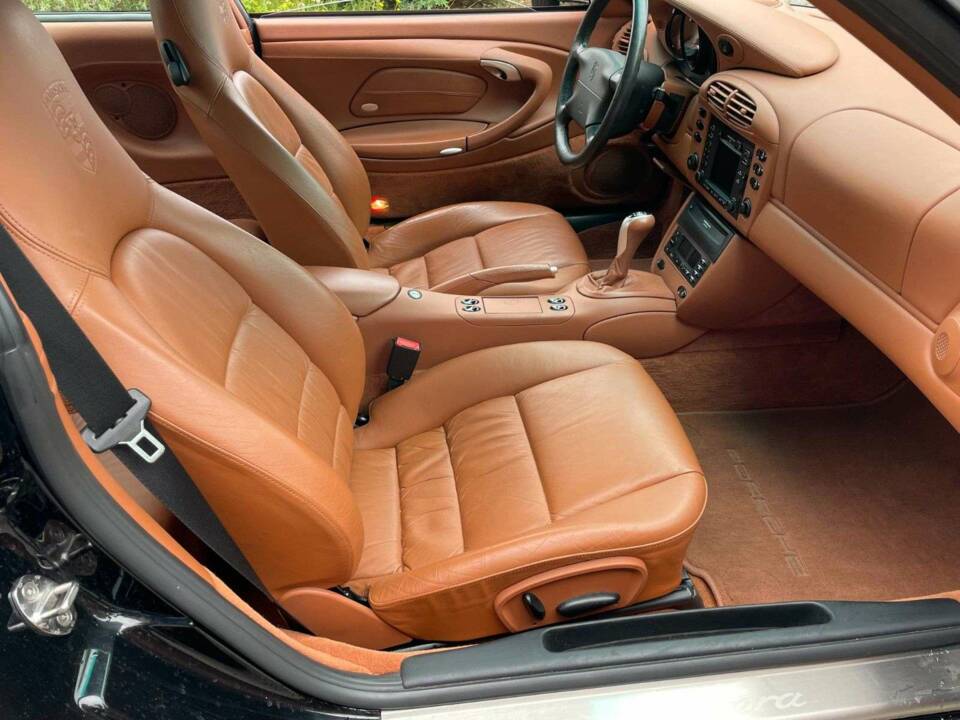 Imagen 15/20 de Porsche 911 Carrera (2001)