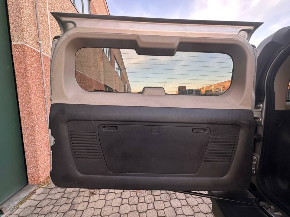 Bild 11/14 von Hummer H3 (2007)