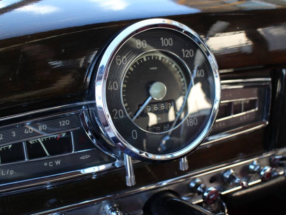 Imagen 16/19 de Mercedes-Benz 300 c (1956)
