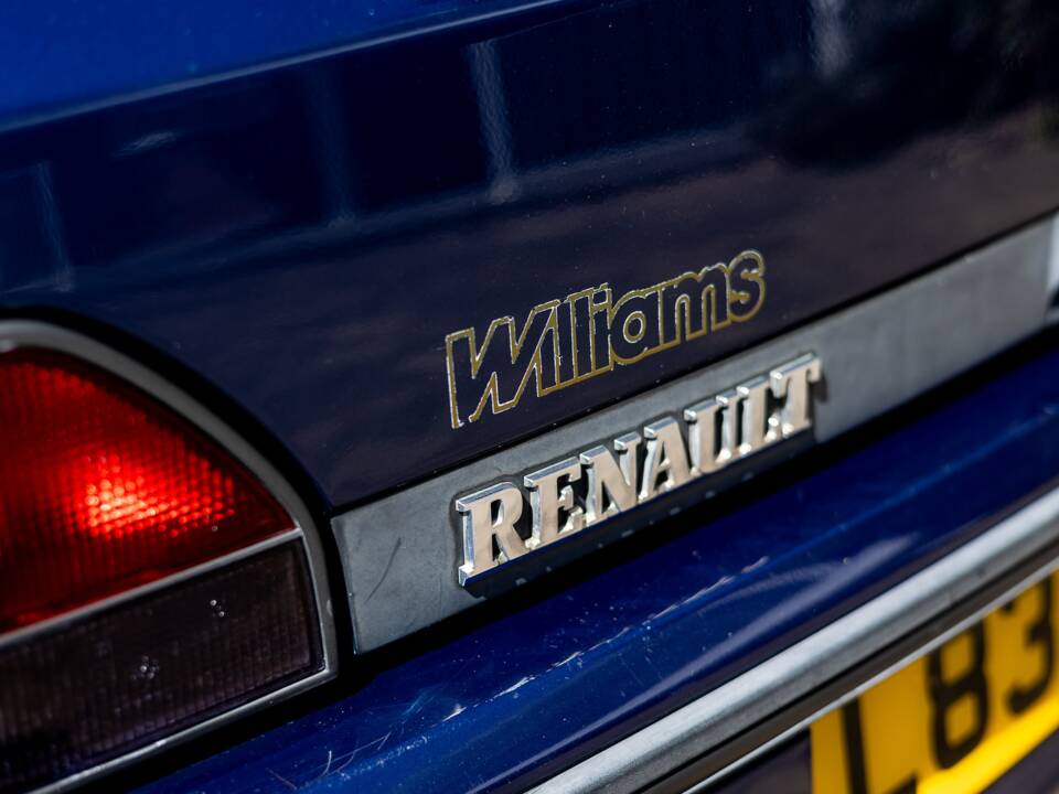 Imagen 47/48 de Renault Clio I Williams (1993)